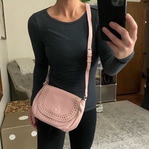 Carlos Santana Saddlebag Crossbody❣️